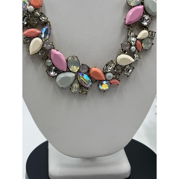 J. Crew Pink Coral Cream Opalescent Glowing Rhinestone Statement Necklace - Picture 3 of 15